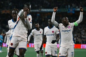 阿森纳训练开放日，今夜刷新队史纪录引欢呼，欧冠在即，赛季目标并未改变(阿森纳不败赛季欧冠)-竞技宝网页版